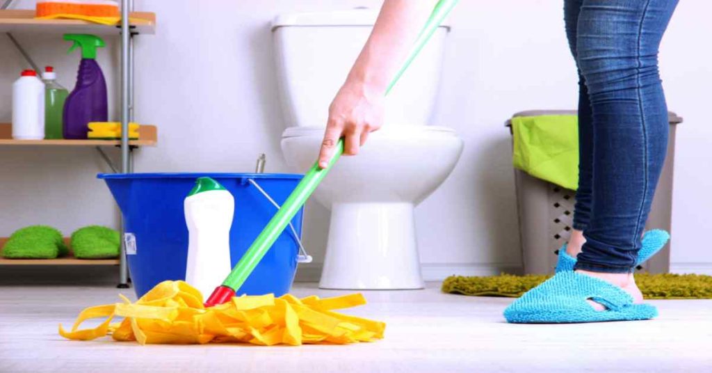 Bathroom-Cleaning-Services-In-Noida
